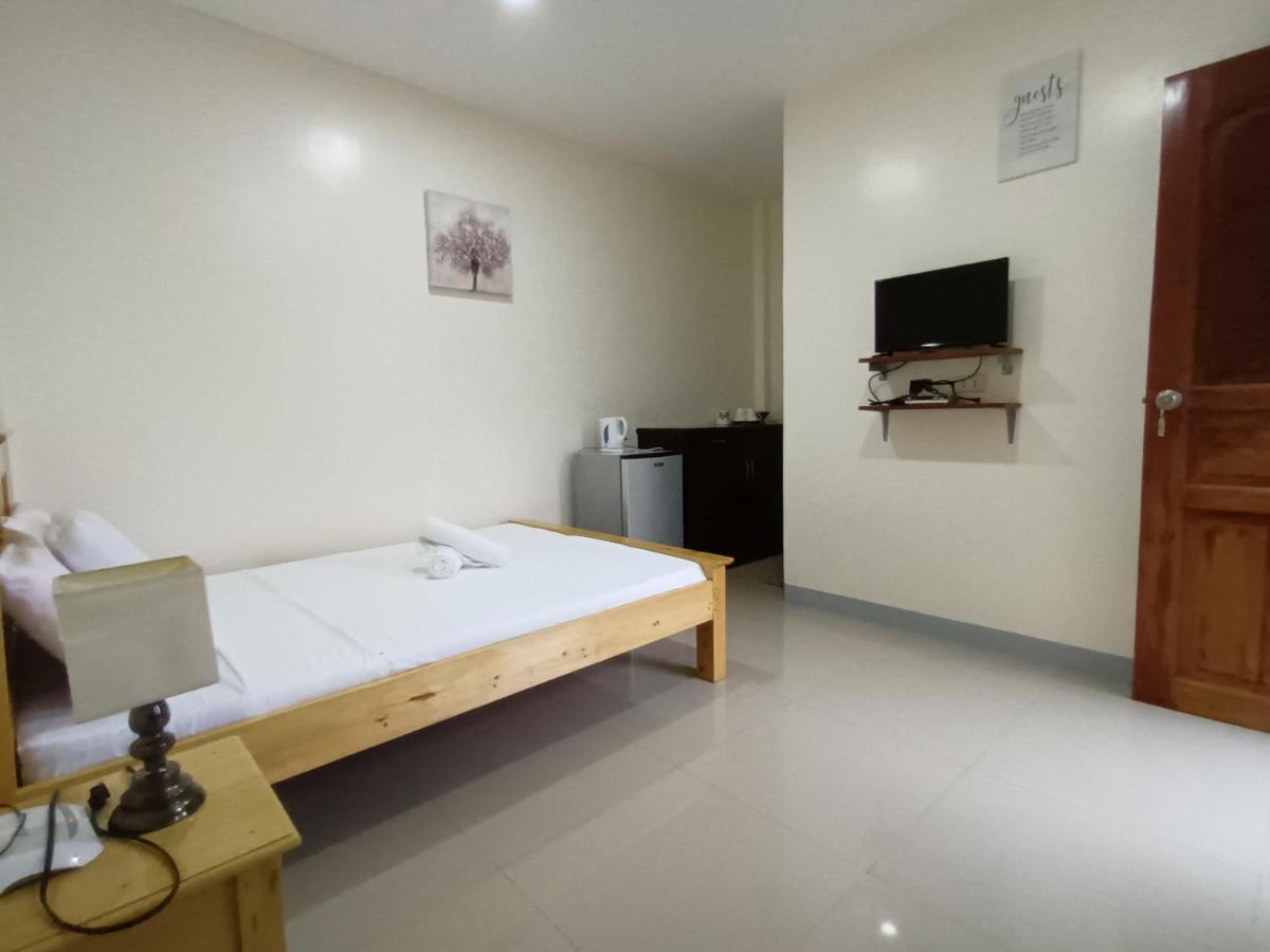 Grae'S Apartelle Moalboal Dış mekan fotoğraf