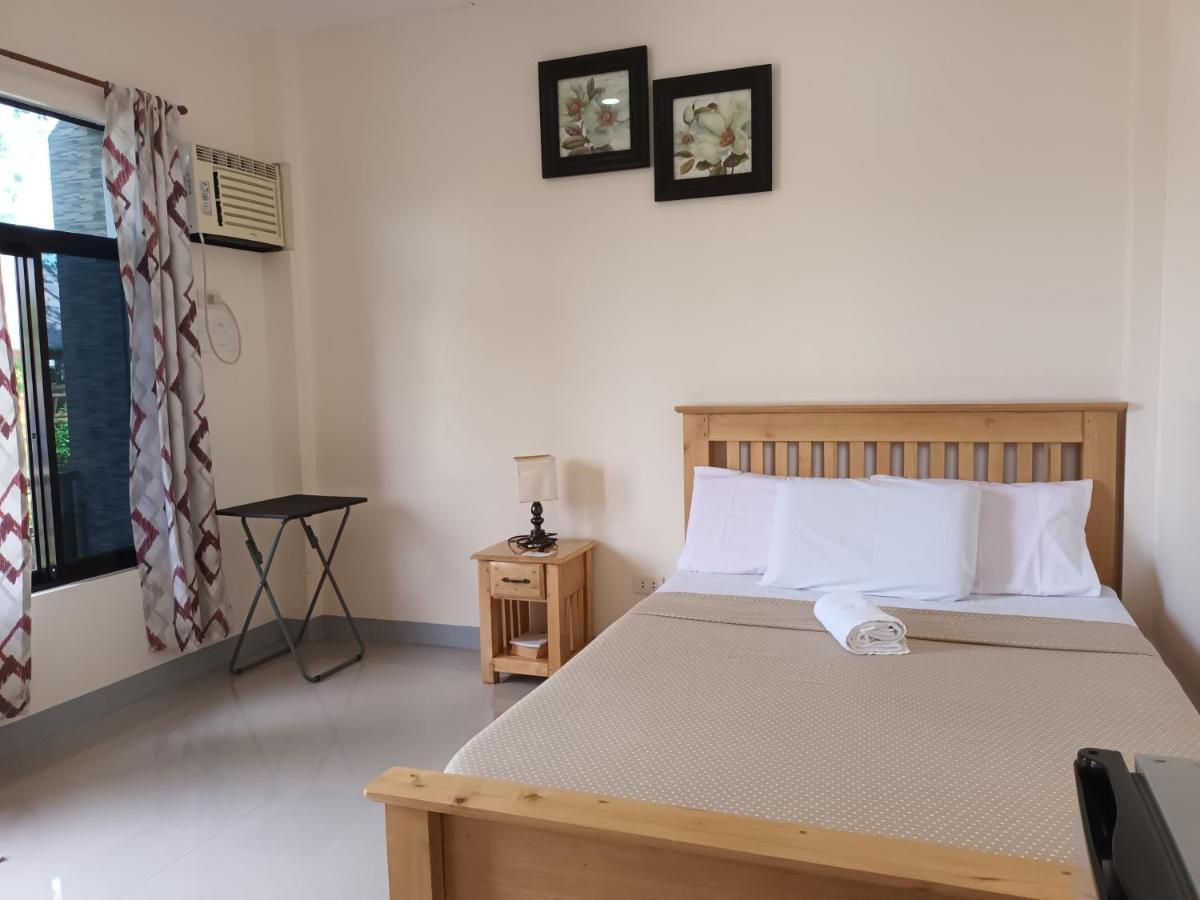 Grae'S Apartelle Moalboal Dış mekan fotoğraf