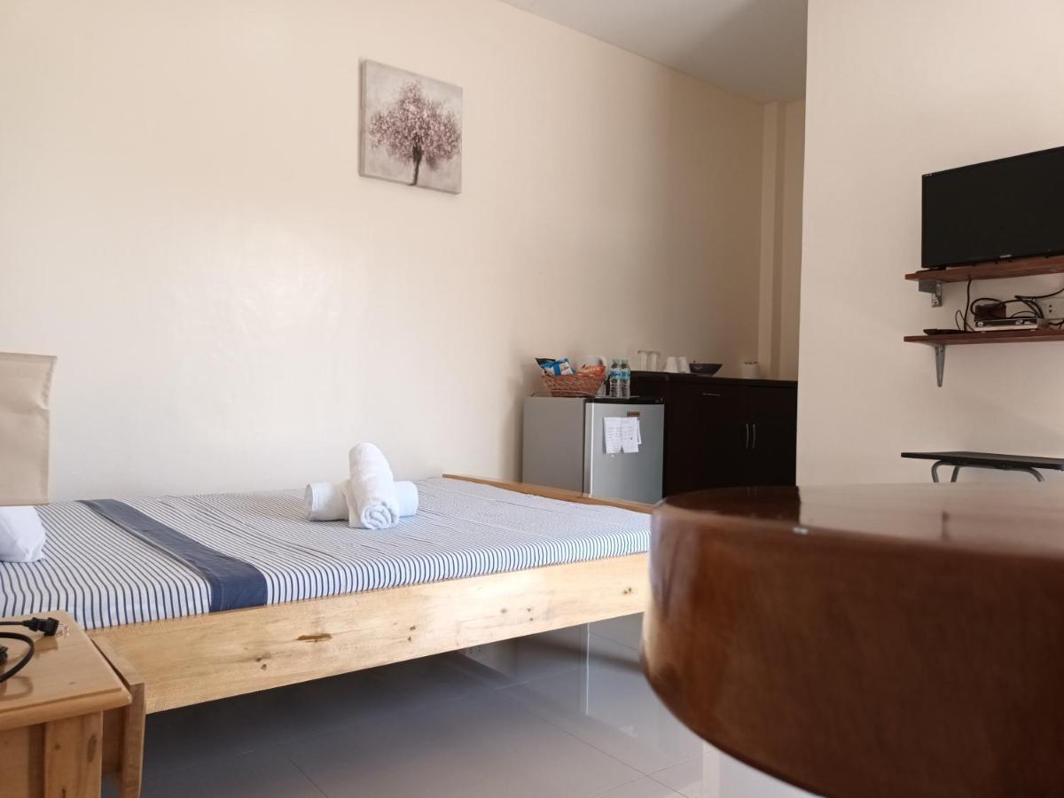 Grae'S Apartelle Moalboal Dış mekan fotoğraf