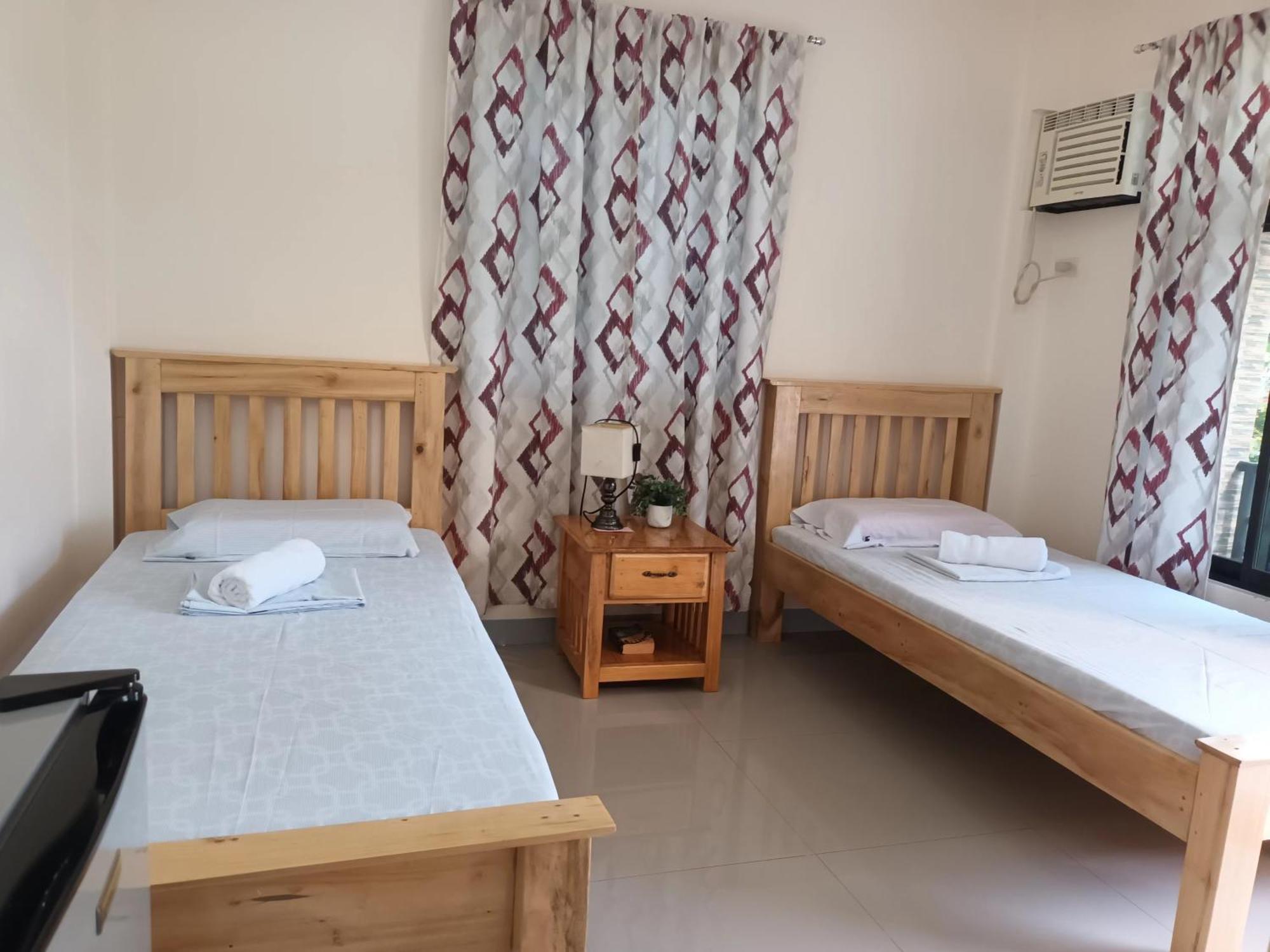 Grae'S Apartelle Moalboal Dış mekan fotoğraf